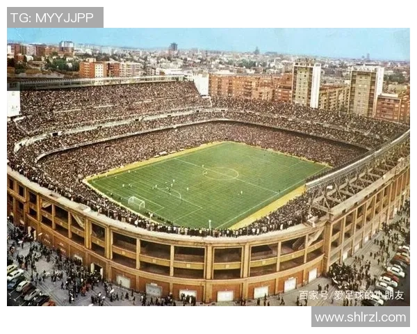 英国足球明星豪宅揭秘奢华生活背后的故事与设计风格